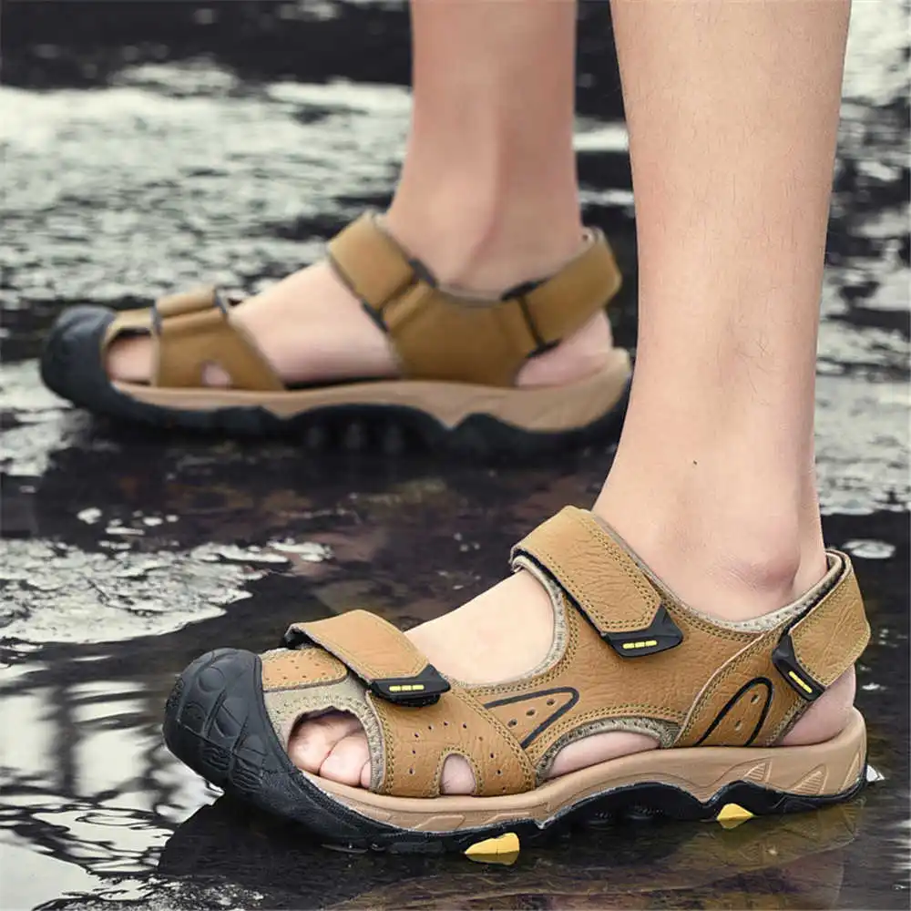Zapatillas de agua de piel de  - Home Gym Living Room Ideas reseña y precio